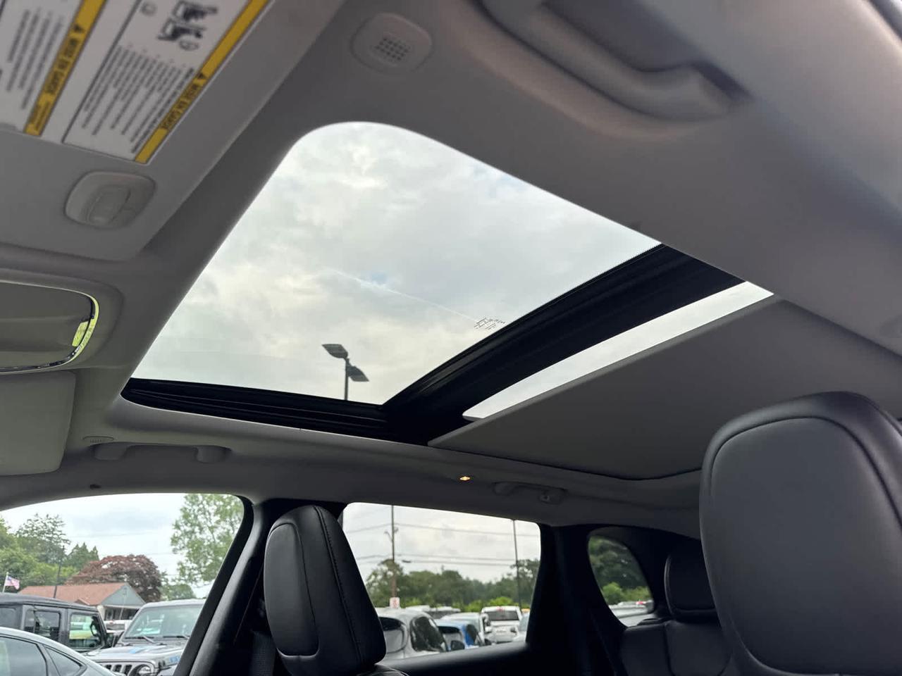 2022 Jeep Cherokee Limited Dartmouth MA