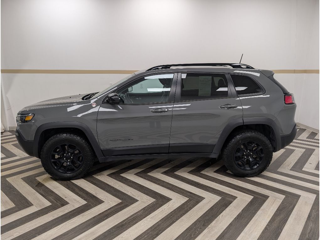2022 Jeep Cherokee Trailhawk Gasoline