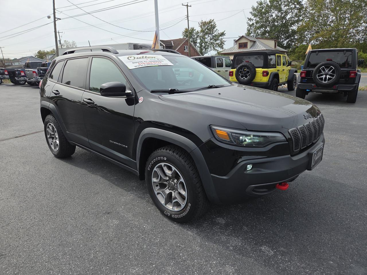 2022 Jeep Cherokee Trailhawk