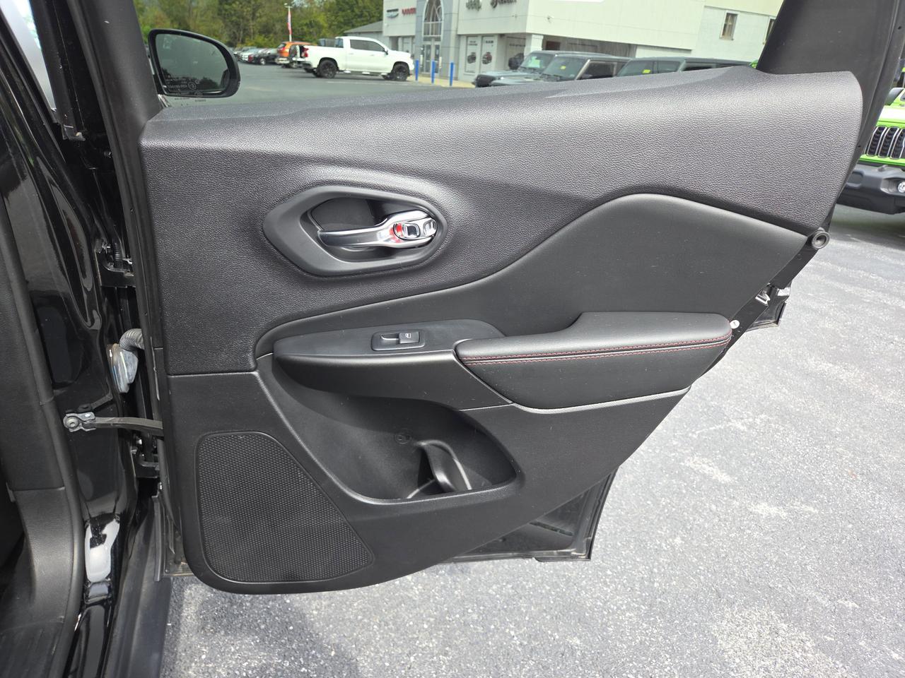 2022 Jeep Cherokee Trailhawk Hamburg PA