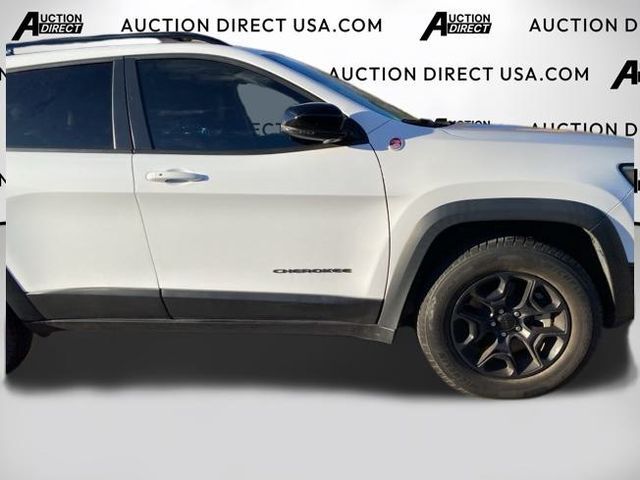 Image of 2022 Jeep Cherokee Trailhawk