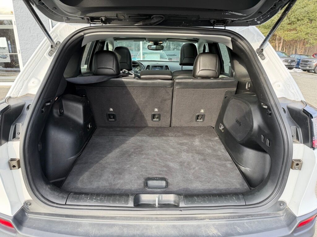 2022 Jeep Cherokee X Orange MA