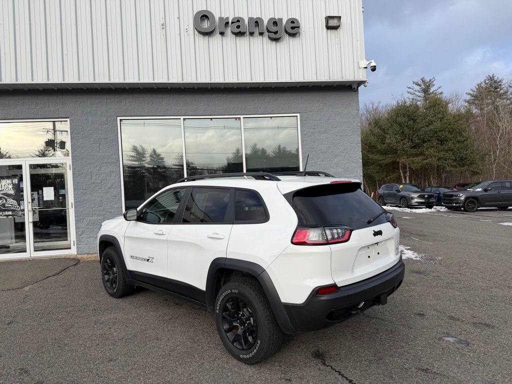 2022 Jeep Cherokee X Orange MA