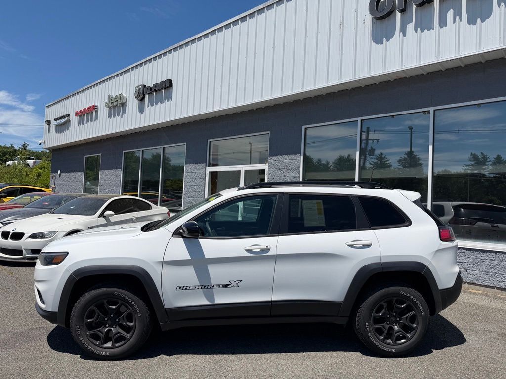 2022 Jeep Cherokee X Orange MA