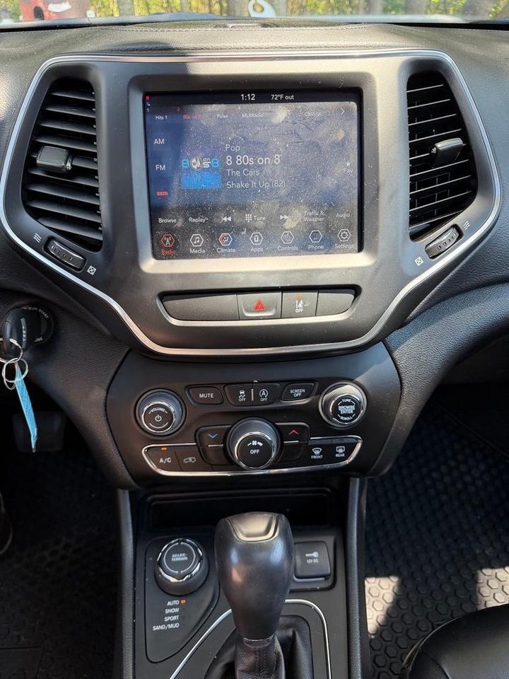 2022 Jeep Cherokee X Orange MA