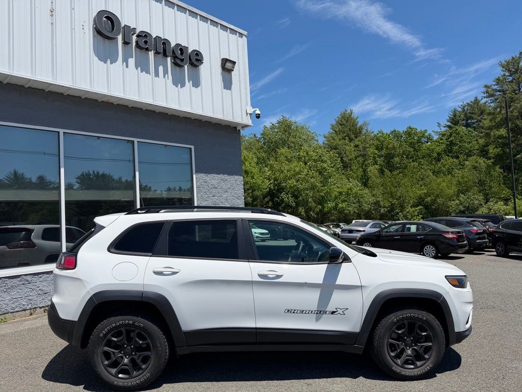 2022 Jeep Cherokee X Orange MA