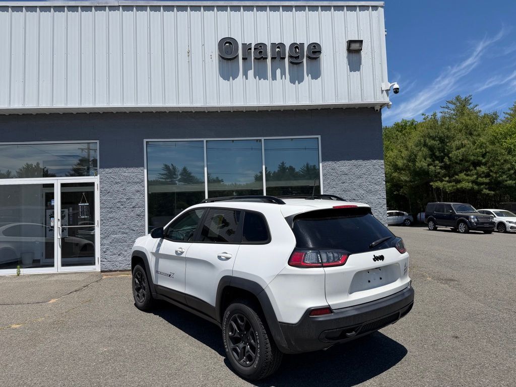 2022 Jeep Cherokee X Orange MA
