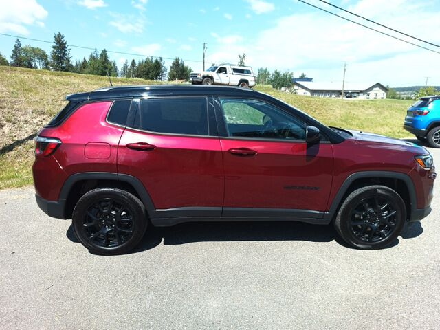 2022 Jeep Compass Altitude  - Heated Seats -  Navigation 100 Mile House BC
