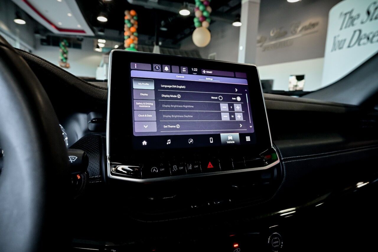 2022 Jeep Compass Altitude, Premium Audio, Pano Roof Springfield NJ