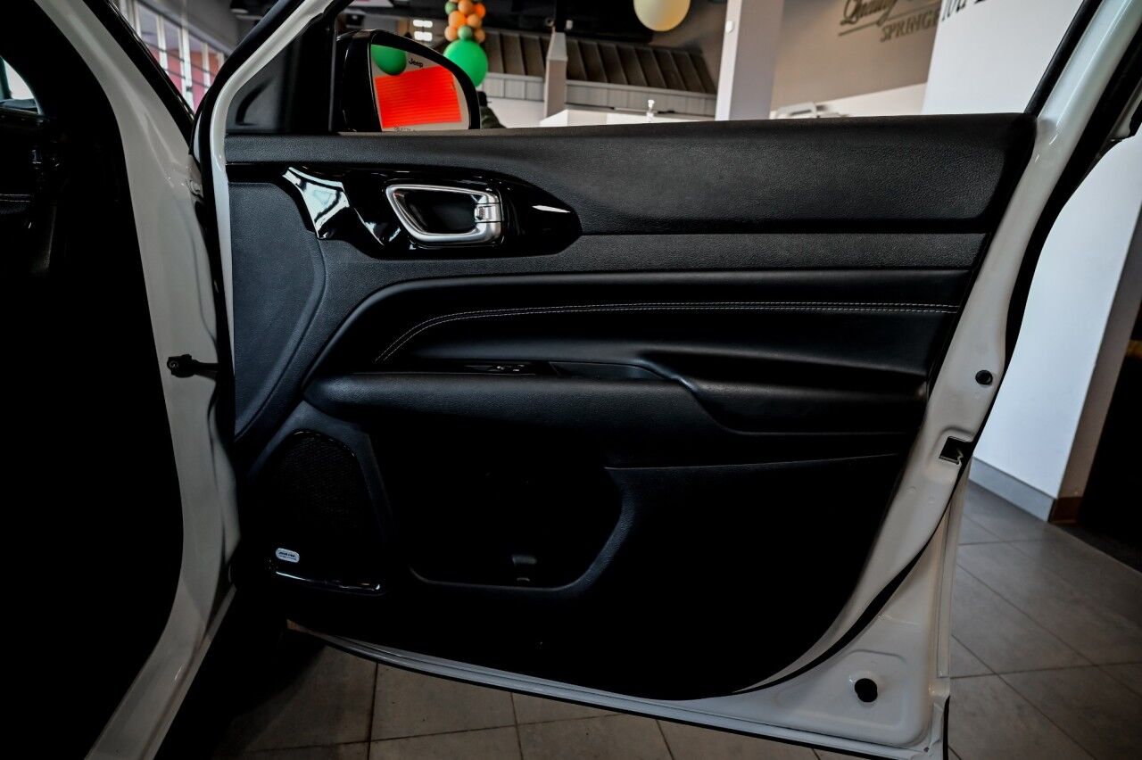 2022 Jeep Compass Altitude, Premium Audio, Pano Roof Springfield NJ