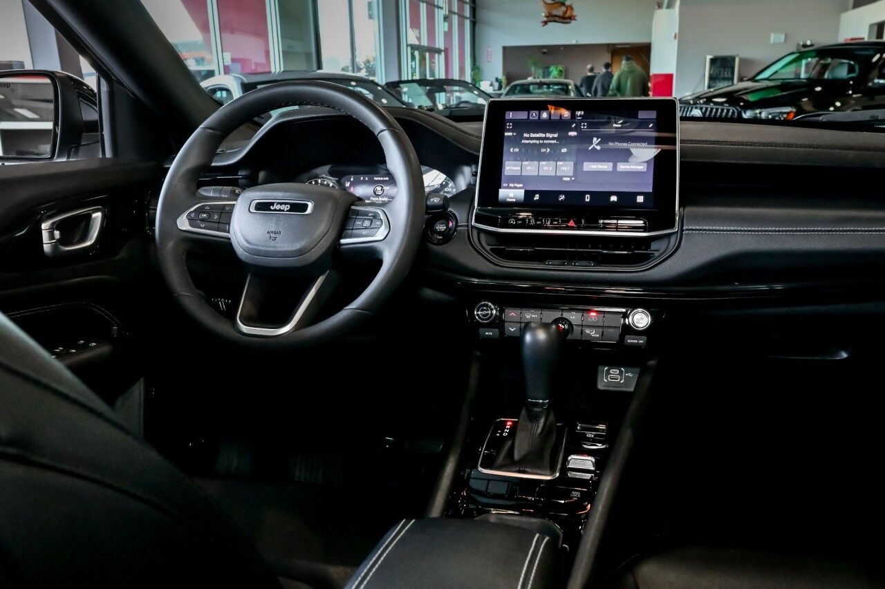 2022 Jeep Compass Altitude, Premium Audio, Pano Roof Springfield NJ