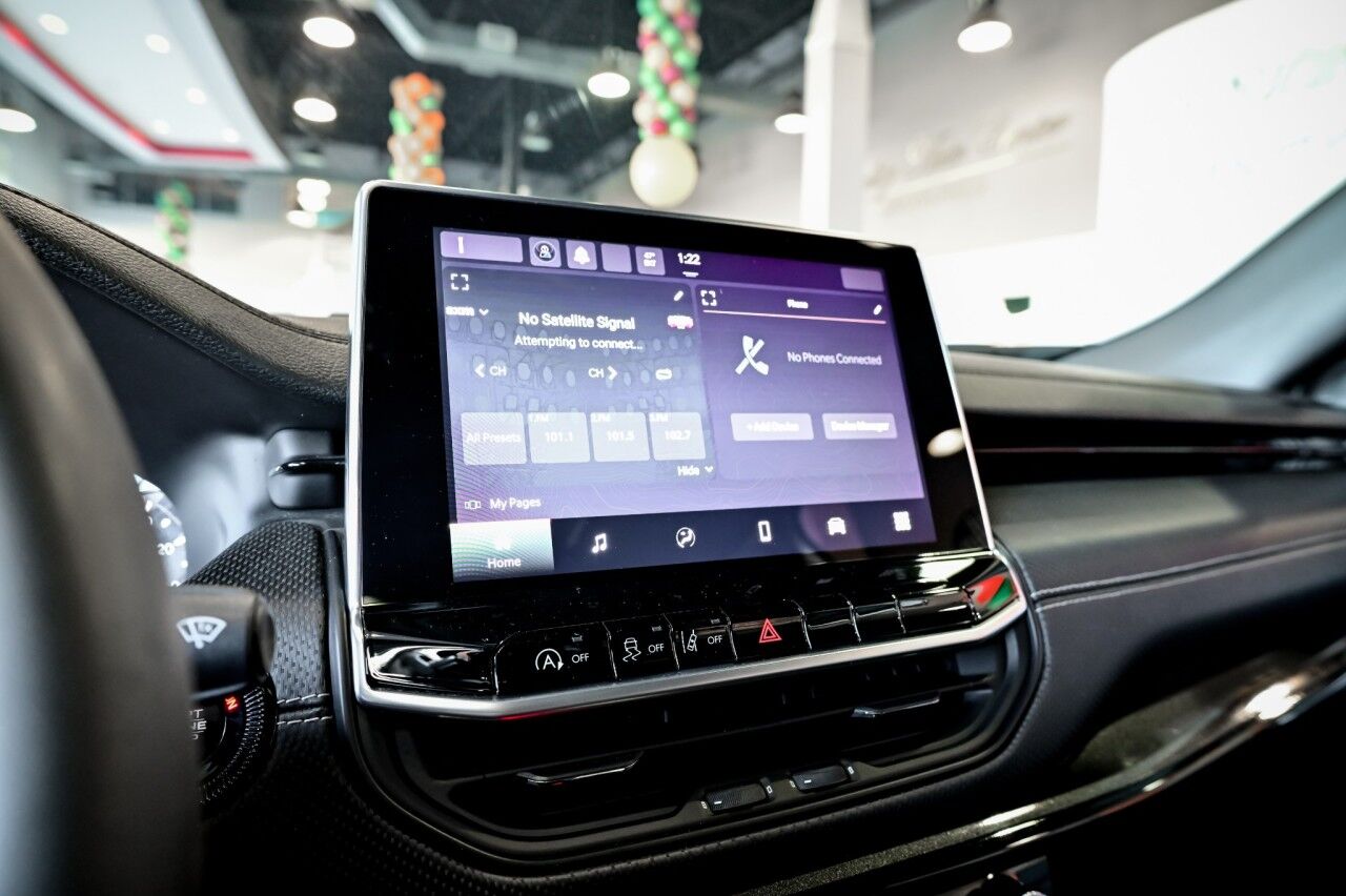 2022 Jeep Compass Altitude, Premium Audio, Pano Roof Springfield NJ