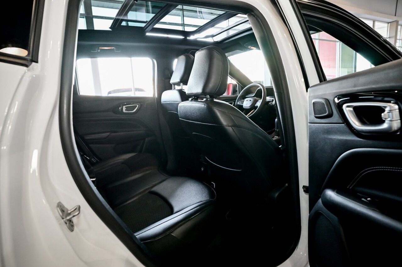 2022 Jeep Compass Altitude, Premium Audio, Pano Roof Springfield NJ