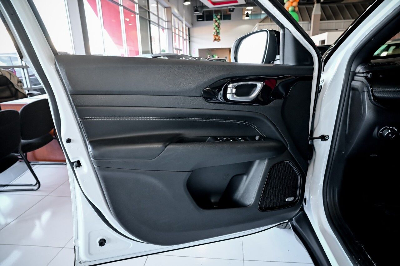 2022 Jeep Compass Altitude, Premium Audio, Pano Roof Springfield NJ