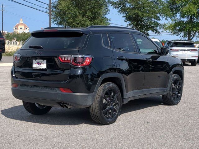 2022 Jeep Compass Altitude