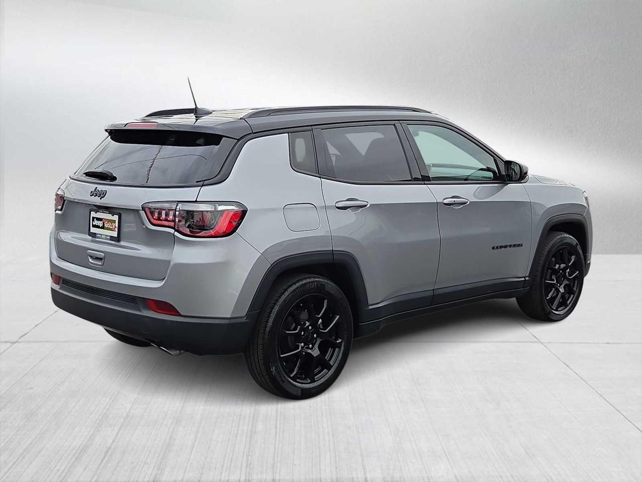 2022 Jeep Compass Altitude Irving TX
