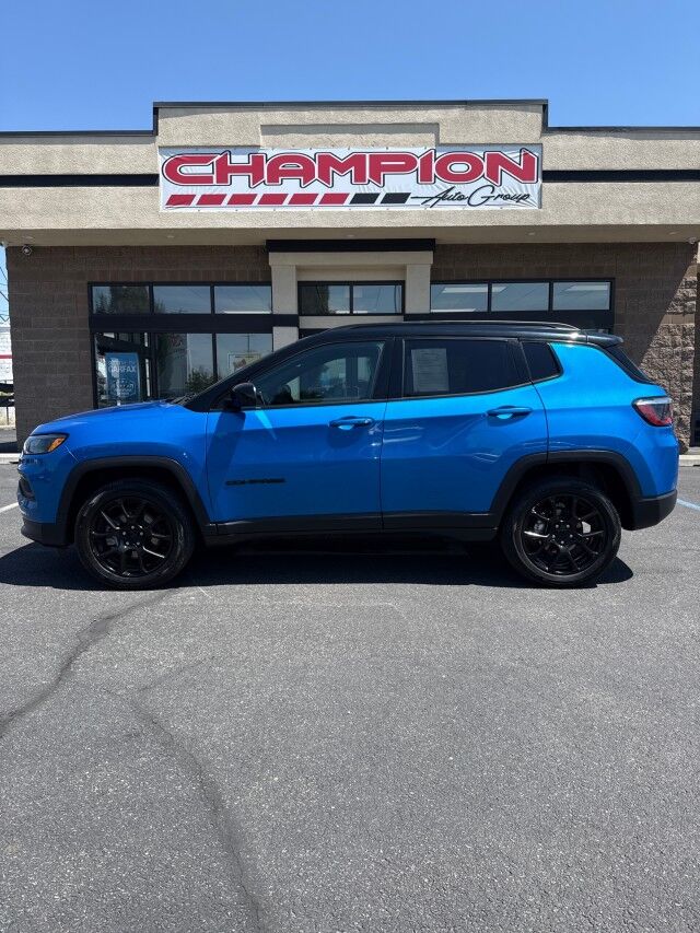 2022 Jeep Compass Altitude