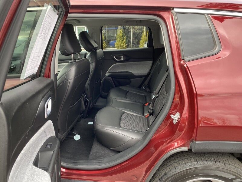 2022 Jeep Compass Latitude Bristol  PA