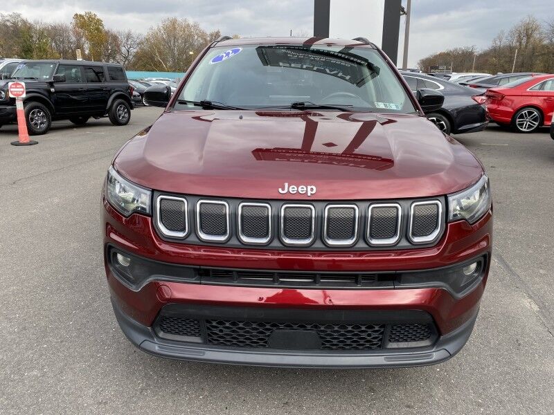 2022 Jeep Compass Latitude Bristol  PA