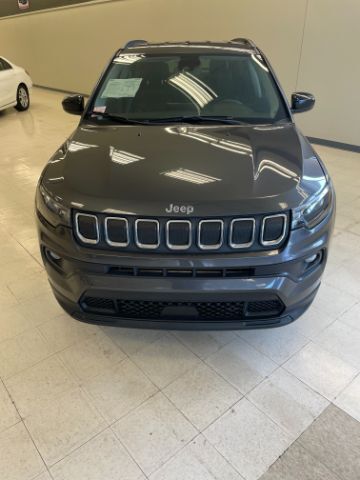2022 Jeep Compass Latitude FWD