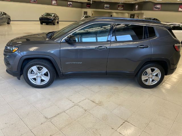 2022 Jeep Compass Latitude FWD