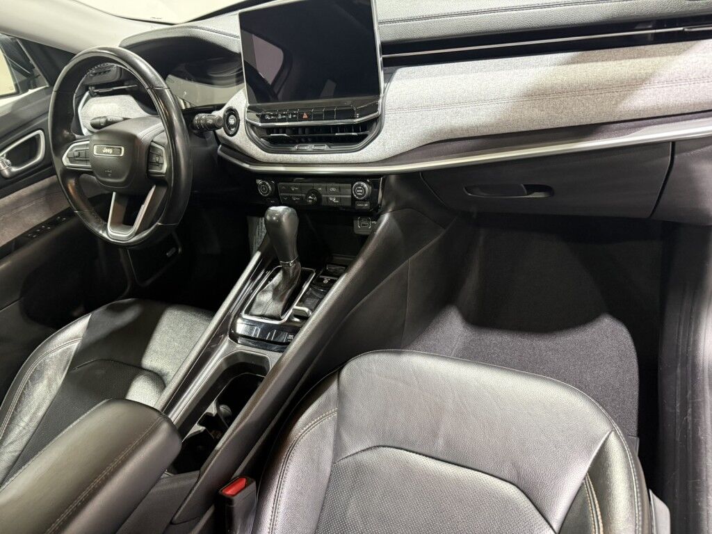 2022 Jeep Compass Latitude Lux 4WD w/Panoramic Moon Maumee OH