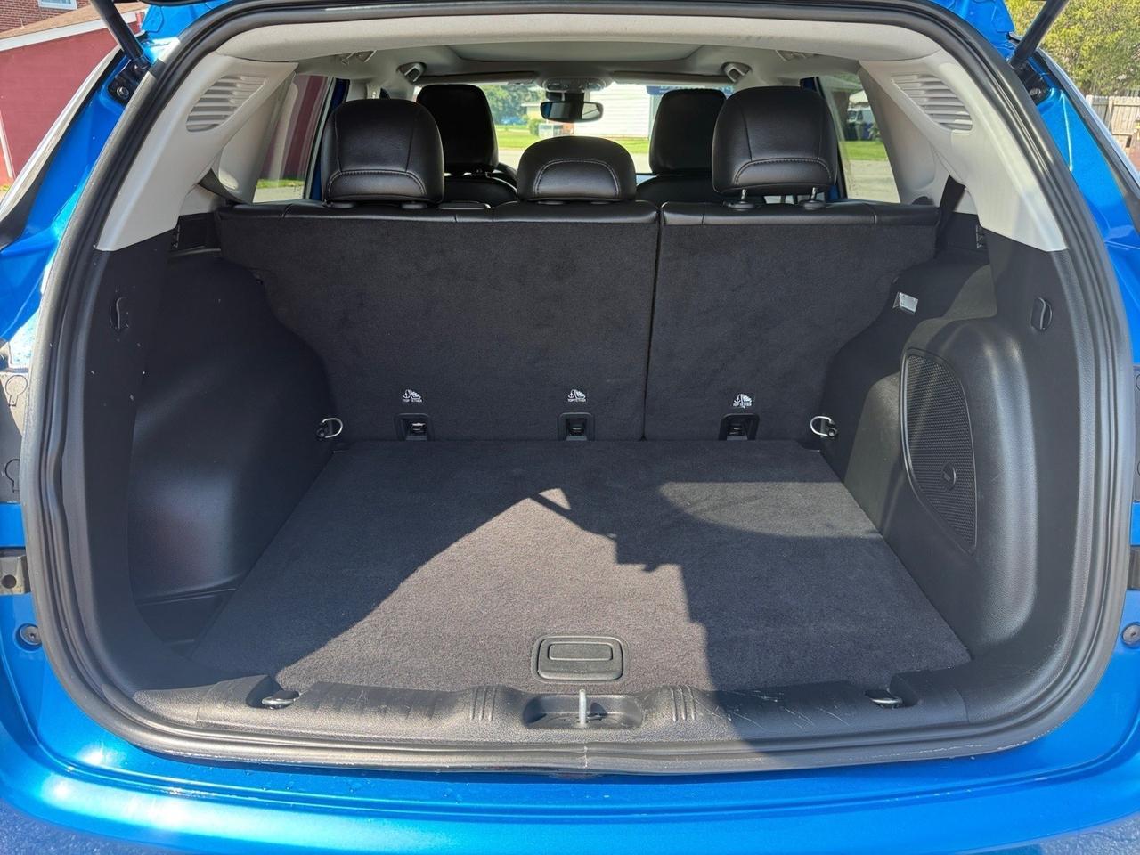 2022 Jeep Compass Latitude Lux, APPLE CARPLAY/ANDROID AUTO, ALPINE SPEAKERS, BACKUP CAMERA, MOONROOF, POWER/HEATED MIRRORS, BLIND SPOT ALERT, 1 OWNER, AN AFFORDALE SUV! Norfolk VA