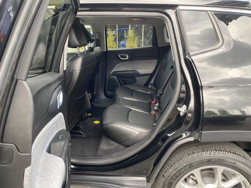 2022 Jeep Compass Latitude Lux Springfield PA