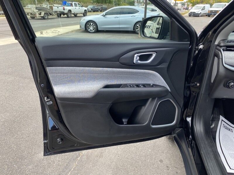 2022 Jeep Compass Latitude Lux Springfield PA