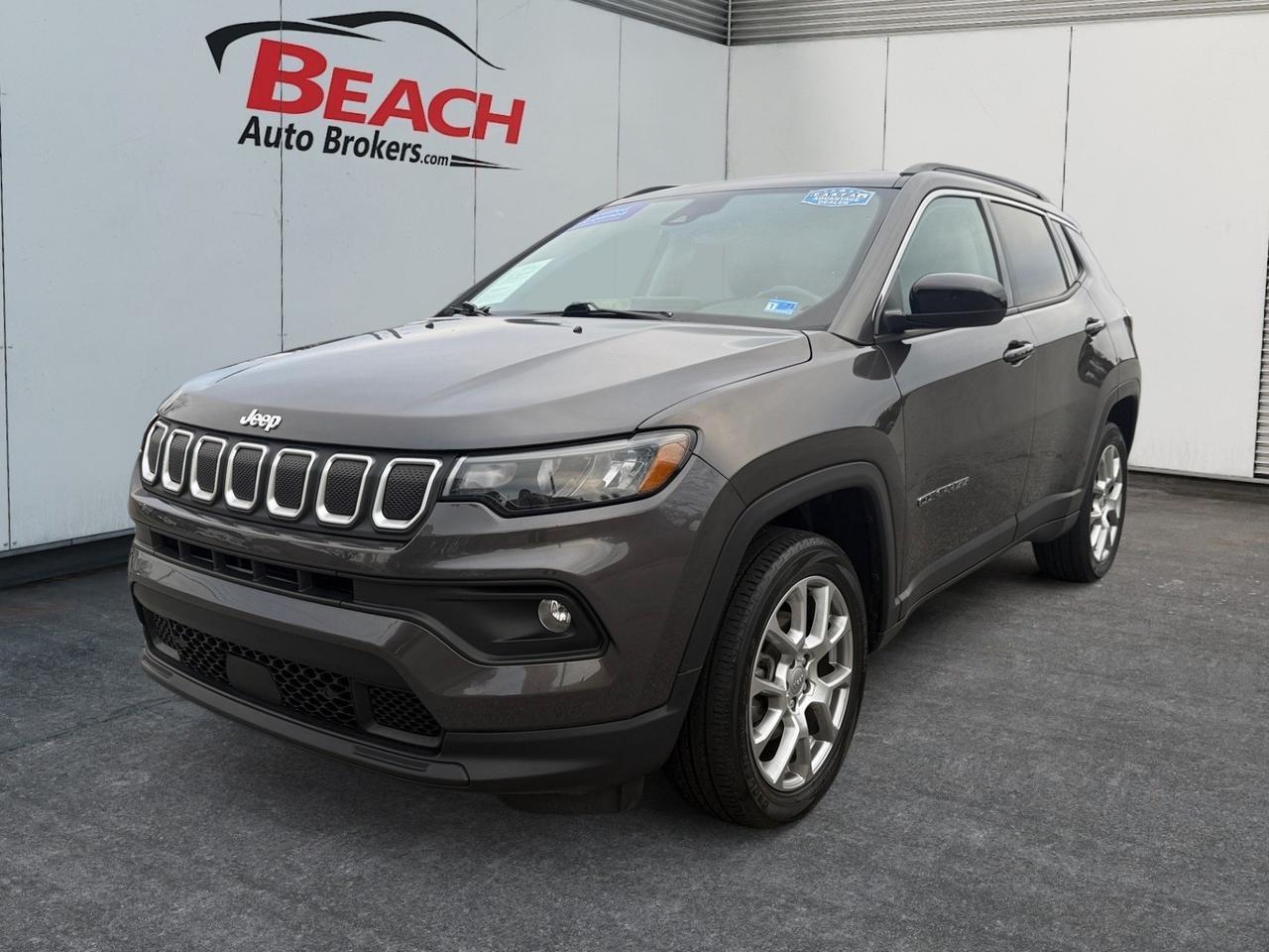 2022 Jeep Compass Latitude Lux, HEATED SEATS, HEATED STEERING WHEEL, BACKUP CAMERA, APPLE CARPLAY/ANDROID AUTO, REMOTE KEYLESS ENTRY, POWER/HEATED MIRRORS, WIFI, ONLY 1 OWNER!