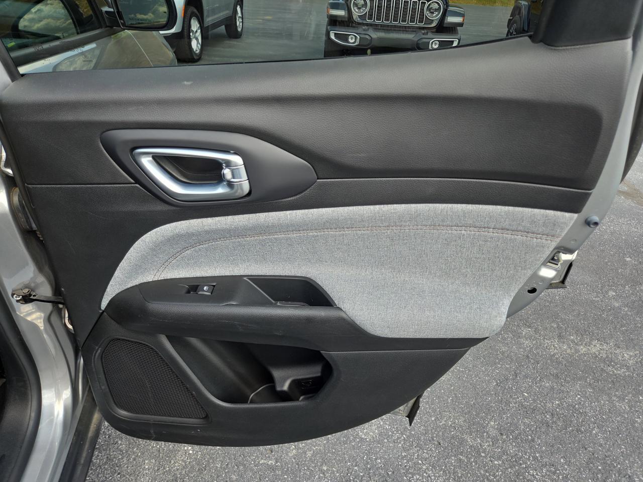 2022 Jeep Compass Latitude Lux Hamburg PA