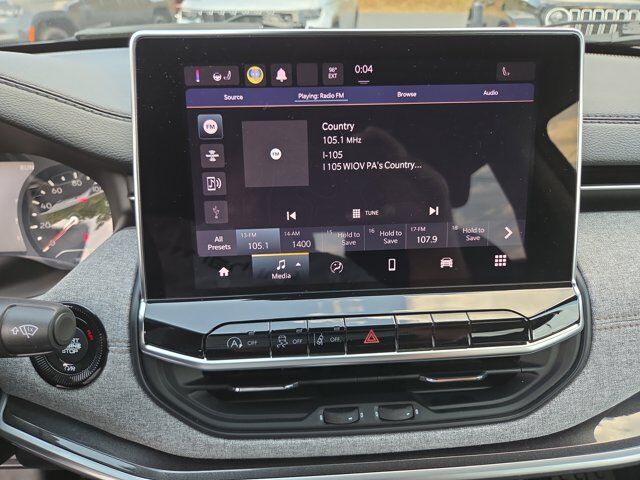 2022 Jeep Compass Latitude Lux HAMBURG PA