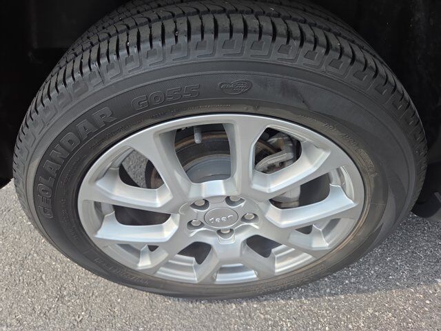 2022 Jeep Compass Latitude Lux HAMBURG PA