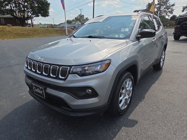 2022 Jeep Compass Latitude Lux HAMBURG PA