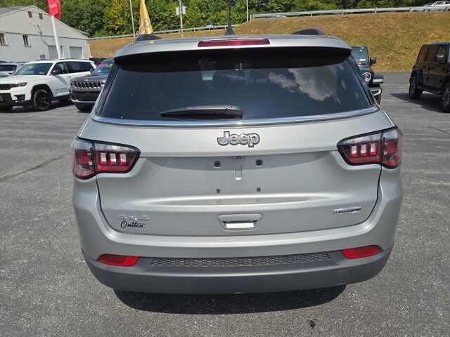 2022 Jeep Compass Latitude Lux HAMBURG PA