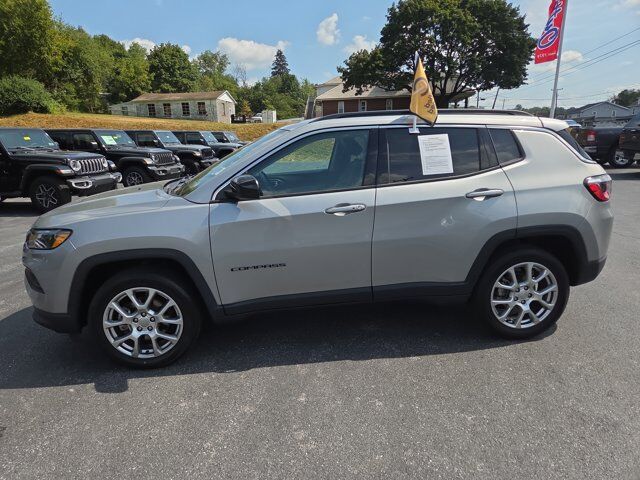 2022 Jeep Compass Latitude Lux HAMBURG PA