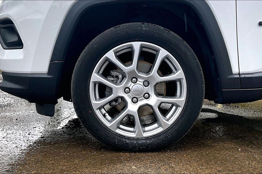 2022 Jeep Compass Latitude Lux OR