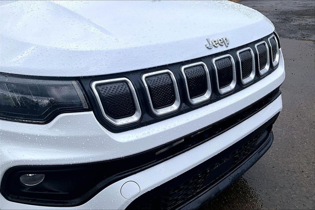 2022 Jeep Compass Latitude Lux OR