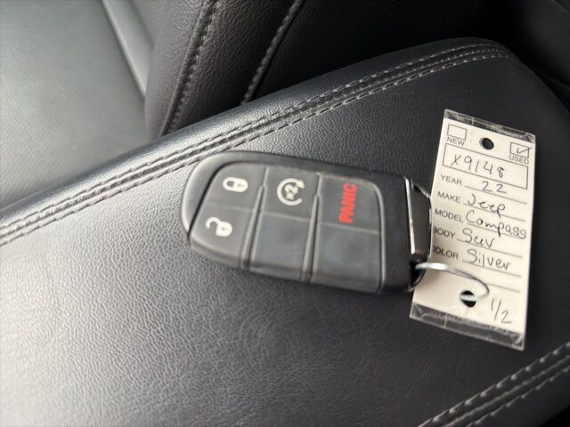 2022 Jeep Compass Latitude Lux Watertown SD