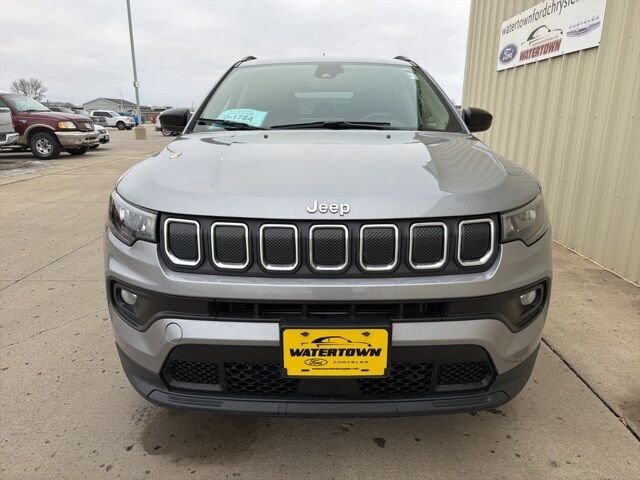2022 Jeep Compass Latitude Lux Watertown SD