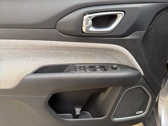 2022 Jeep Compass Latitude Lux Watertown SD