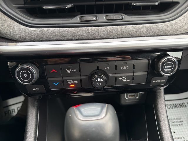 2022 Jeep Compass Latitude Lux Watertown SD