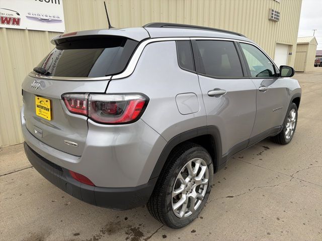 2022 Jeep Compass Latitude Lux Watertown SD