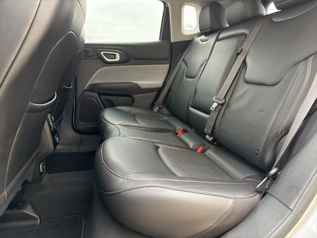 2022 Jeep Compass Latitude Lux Watertown SD