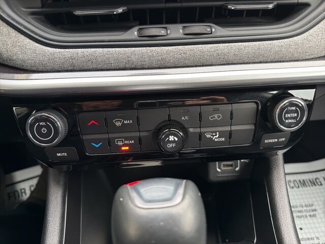 2022 Jeep Compass Latitude Lux Watertown SD