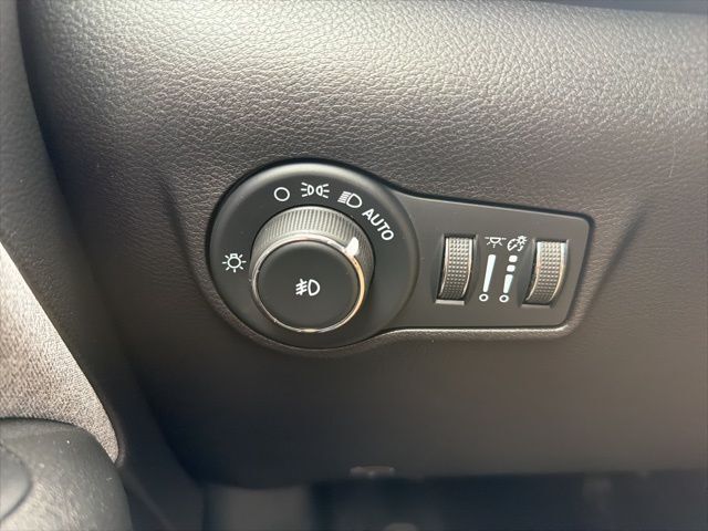 2022 Jeep Compass Latitude Lux Watertown SD