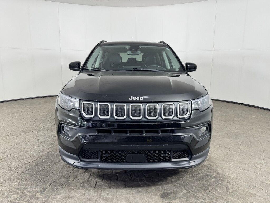 2022 Jeep Compass Latitude Lux w/Sun & Sound/Leather Maumee OH