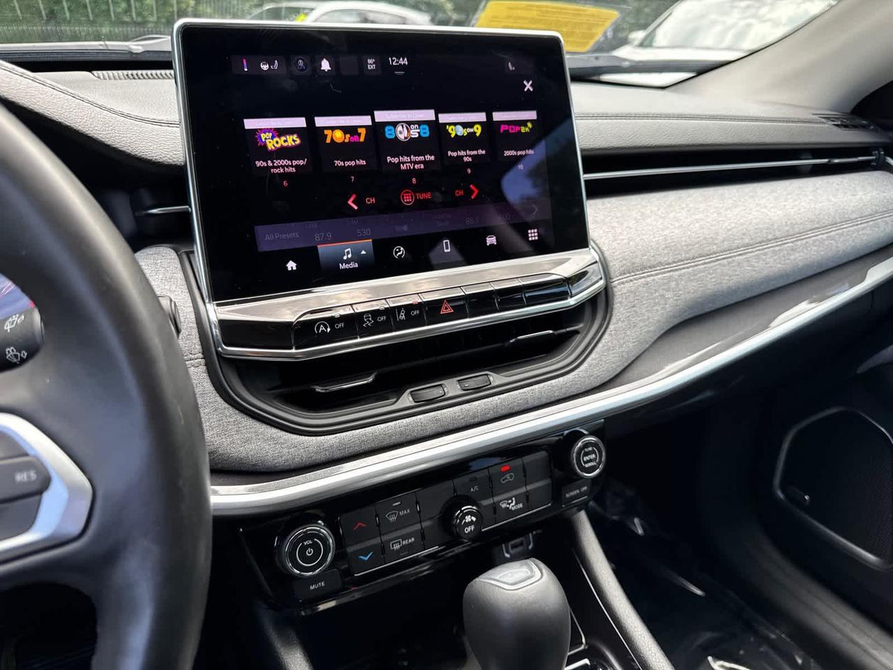 2022 Jeep Compass Latitude Lux Dartmouth MA