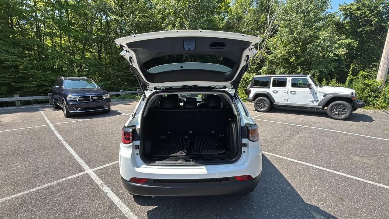 2022 Jeep Compass Latitude Lux Hudson MA