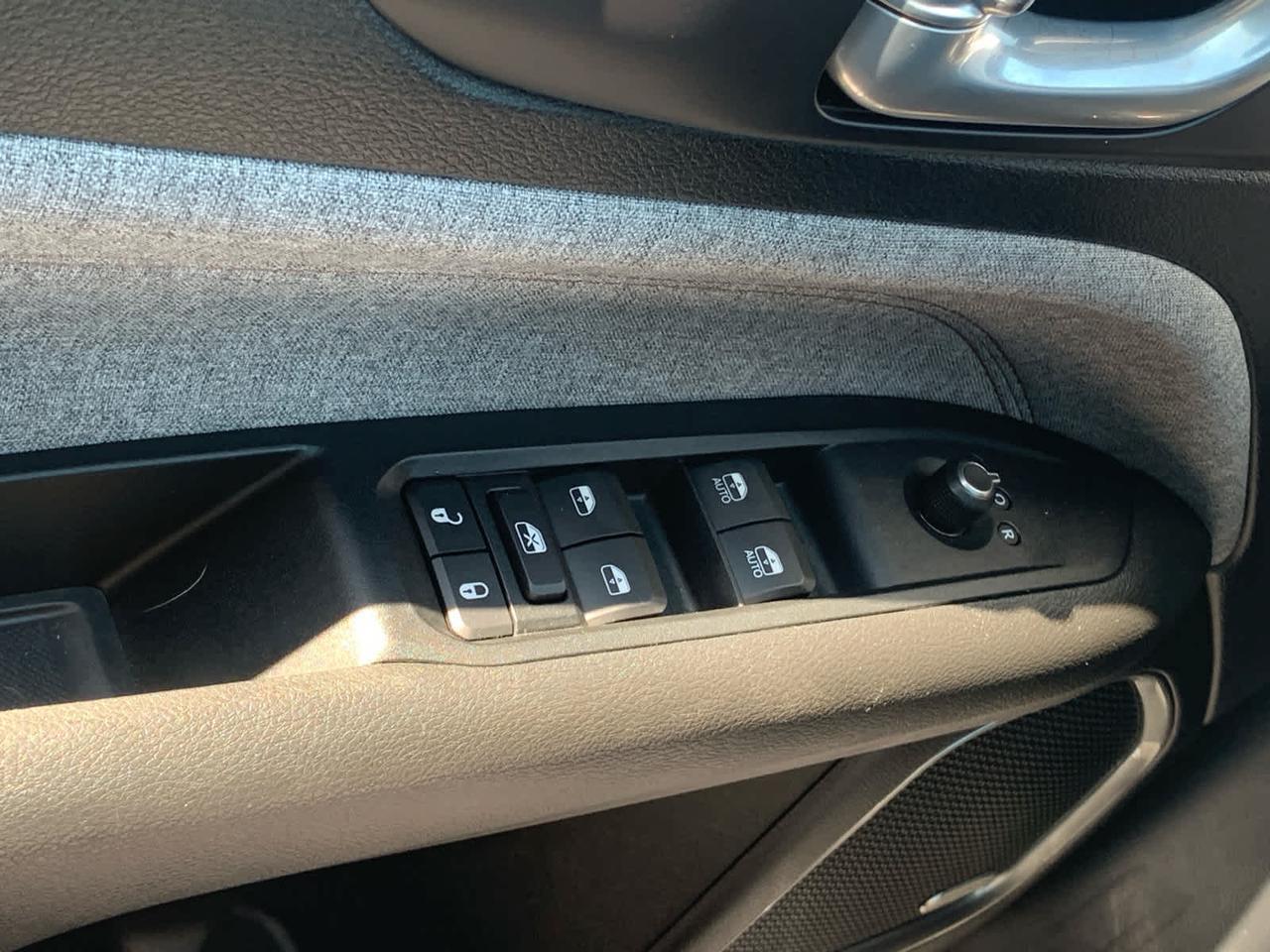 2022 Jeep Compass Latitude Lux Dartmouth MA